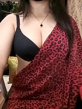 Mishika Gill online show from 02/09/26, 02:04