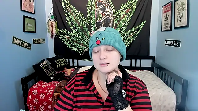 Chloenightmare online show from 09/13/25, 01:44