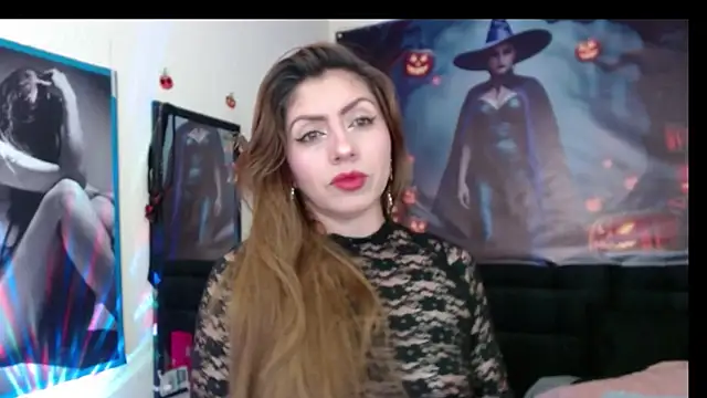 Snapshot of AnthonelaBella chatting on 10/24/25, 12:12 AnthonelaBella online show from 10/24/25, 12:12