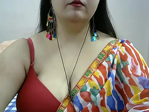 Snapshot of Shruti_139 chatting on 04/27/26, 06:06 Shruti 139 online show from 04/27/26, 06:06
