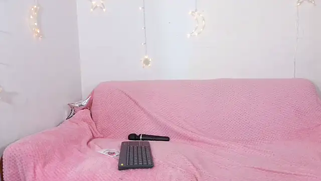 Snapshot of sammysexy_ chatting on 09/10/25, 10:32 sammysexy  online show from 09/10/25, 10:32