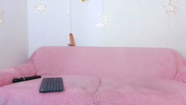 Snapshot of sammysexy_ chatting on 10/10/25, 11:31 sammysexy  online show from 10/10/25, 11:31