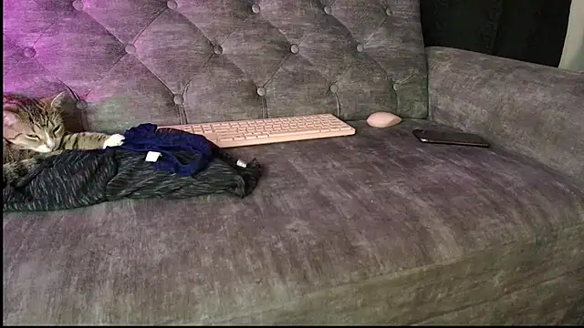 unu nai online show from 11/03/25, 01:19