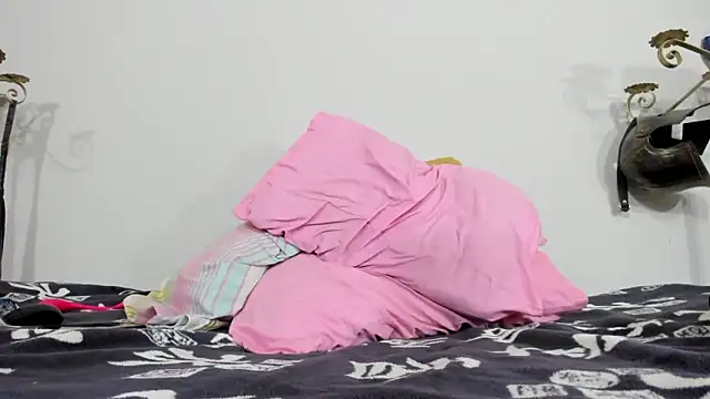 AlejoKhalifa  online show from 01/19/25, 10:39