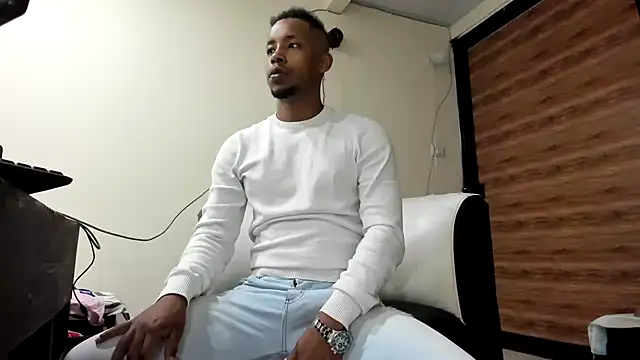 AlejoKhalifa  online show from 03/01/25, 09:51