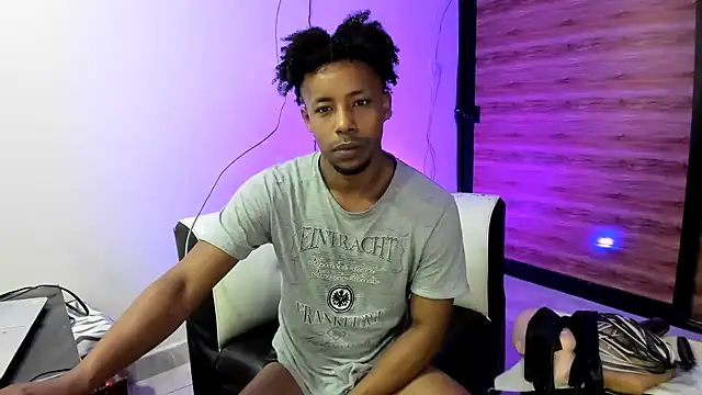 AlejoKhalifa  online show from 03/04/25, 09:07