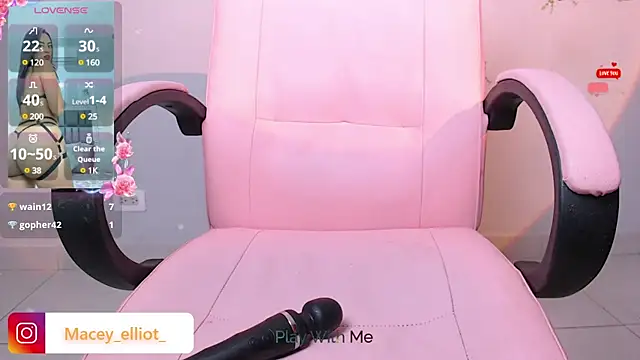 macey elliot  online show from 03/11/25, 01:59