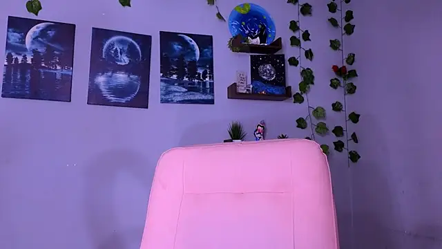 macey elliot  online show from 10/14/25, 10:27