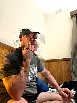 Scoobeysnacks online show from 04/17/26, 04:10