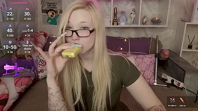 MeowkaKitty online show from 01/08/26, 02:58