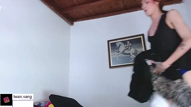 Snapshot of Trix_fiore_oficial chatting on 11/12/25, 11:47 Trix fiore oficial online show from 11/12/25, 11:47