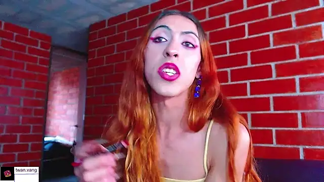 Snapshot of Trix_fiore_oficial chatting on 03/29/26, 10:21 Trix fiore oficial online show from 03/29/26, 10:21