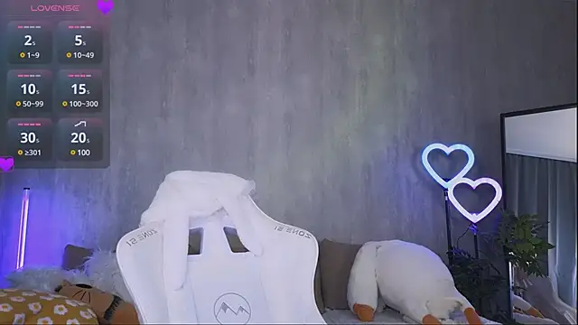 Snapshot of Britney_Lynch chatting on 03/22/25, 01:11 Britney Lynch online show from 03/22/25, 01:11