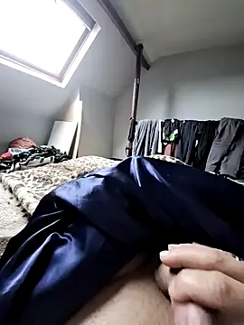 olivier59930 online show from 12/15/24, 08:30