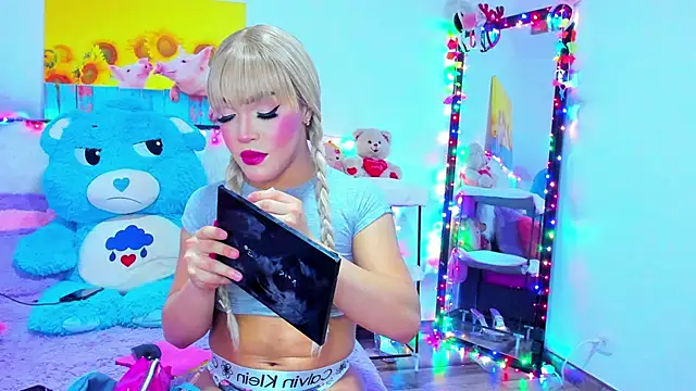 Candy Candy   online show from 02/06/26, 06:00