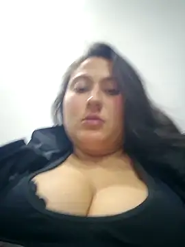 Snapshot of Celeem_ chatting on 05/12/26, 04:09 Celeem online show from 05/12/26, 04:09