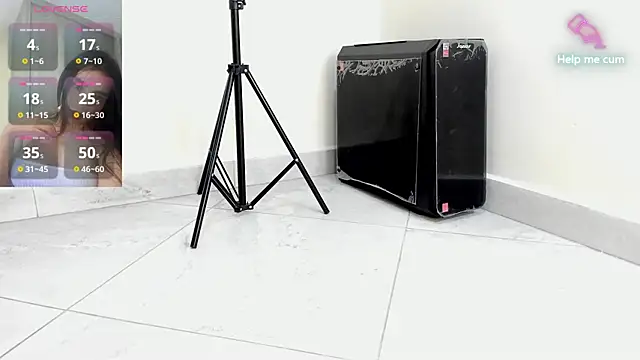 Snapshot of Swoni_leia chatting on 02/27/25, 06:40 Swoni leia online show from 02/27/25, 06:40