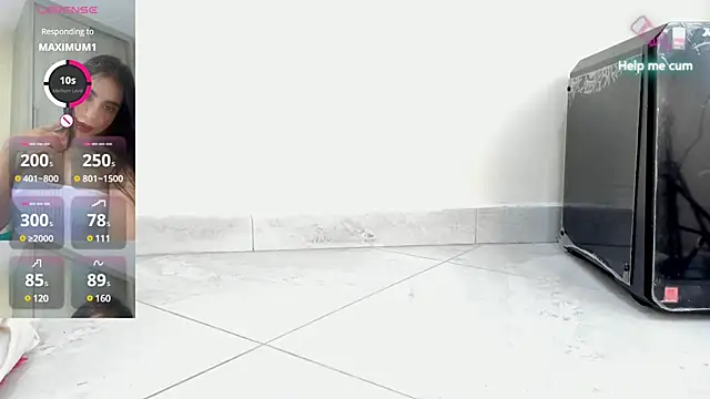 Snapshot of Swoni_leia chatting on 03/04/25, 05:11 Swoni leia online show from 03/04/25, 05:11