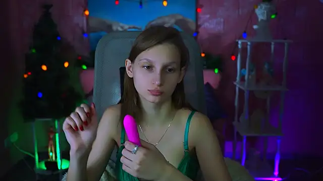 EllaHorton online show from 01/07/25, 08:34