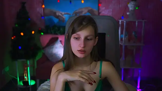 EllaHorton online show from 01/07/25, 11:37