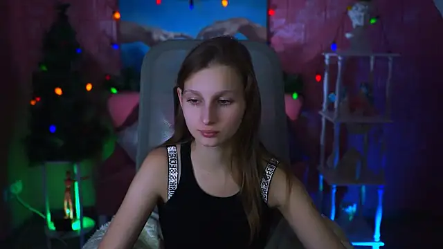 EllaHorton online show from 01/10/25, 12:47