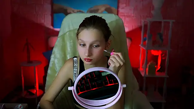 EllaHorton online show from 01/27/25, 06:41