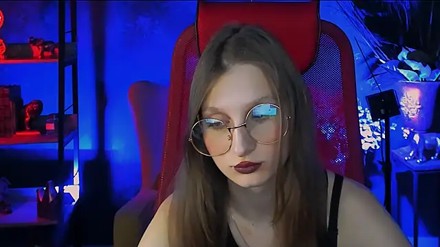 EllaHorton online show from 03/13/25, 05:39