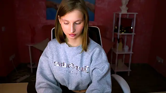 EllaHorton online show from 03/29/26, 05:13