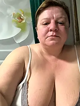 jusichka online show from 11/24/25, 06:40