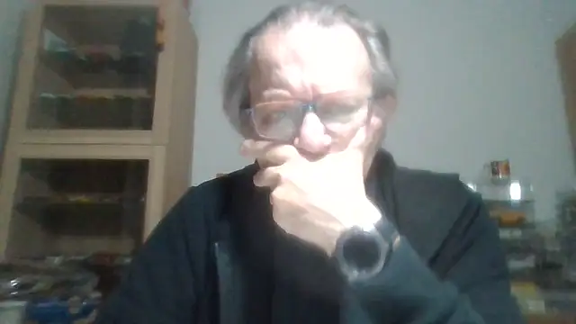 Snapshot of beboadf691 chatting on 05/14/26, 05:31 beboadf691 online show from 05/14/26, 05:31