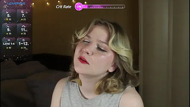 Snapshot of sensual_girrrl chatting on 12/15/24, 07:42 sensual girrrl online show from 12/15/24, 07:42