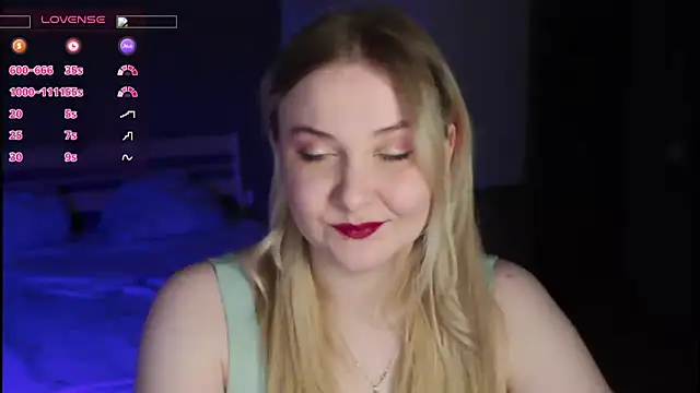 Snapshot of sensual_girrrl chatting on 07/02/26, 12:32 sensual girrrl online show from 07/02/26, 12:32