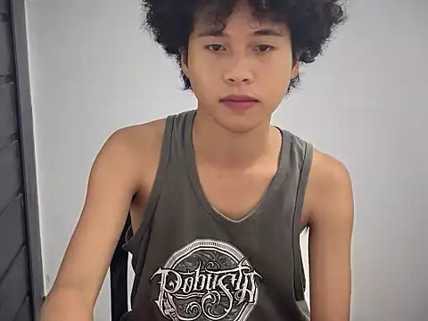 Asiantwink21 online show from 04/05/26, 04:04