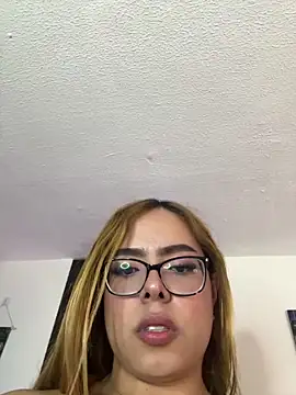 Snapshot of engell_brunet chatting on 04/01/26, 01:39 engell brunet online show from 04/01/26, 01:39