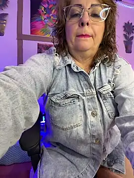 PaulinaSanders X online show from 04/19/26, 01:05