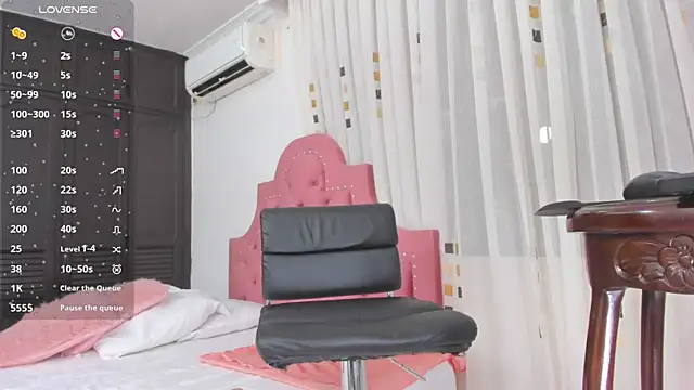 Snapshot of sary_rousse chatting on 12/13/24, 05:27 sary rousse online show from 12/13/24, 05:27