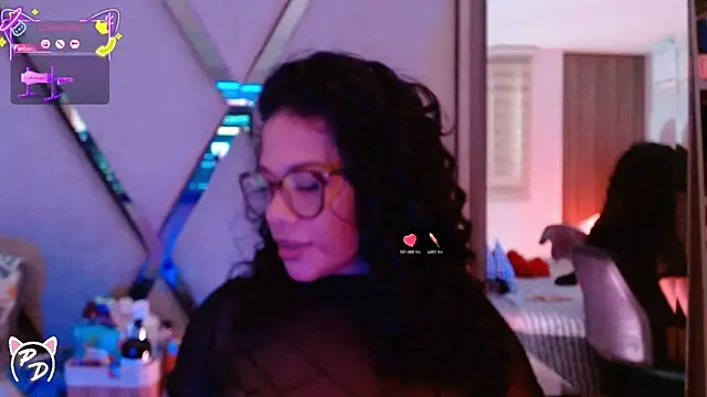 Snapshot of paula_daniela1 chatting on 06/04/26, 09:32 paula daniela1 online show from 06/04/26, 09:32