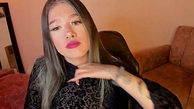 Snapshot of kat_apple chatting on 03/26/26, 01:11 kat apple online show from 03/26/26, 01:11