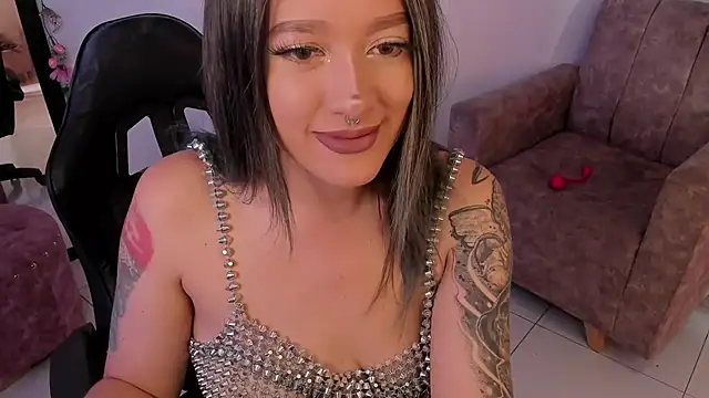 Snapshot of kat_apple chatting on 04/18/26, 07:07 kat apple online show from 04/18/26, 07:07