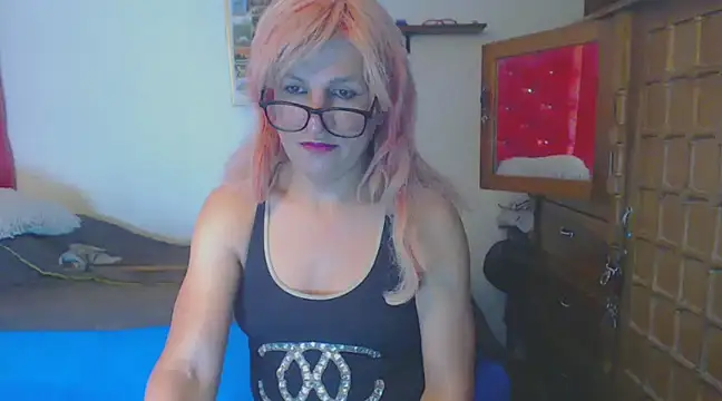 LorenJade online show from 02/10/25, 11:45