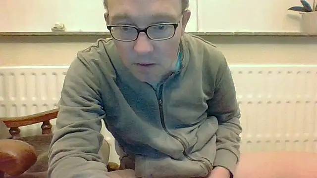 Snapshot of bertolini chatting on 03/12/26, 07:31 bertolini online show from 03/12/26, 07:31