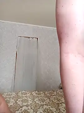    Midnight    online show from 02/22/25, 07:12