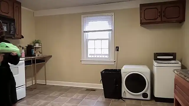 sexylilly69 online show from 02/24/25, 10:14