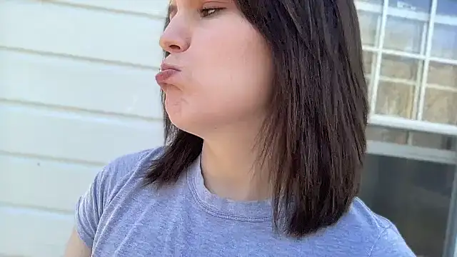 sexylilly69 online show from 03/17/25, 08:09