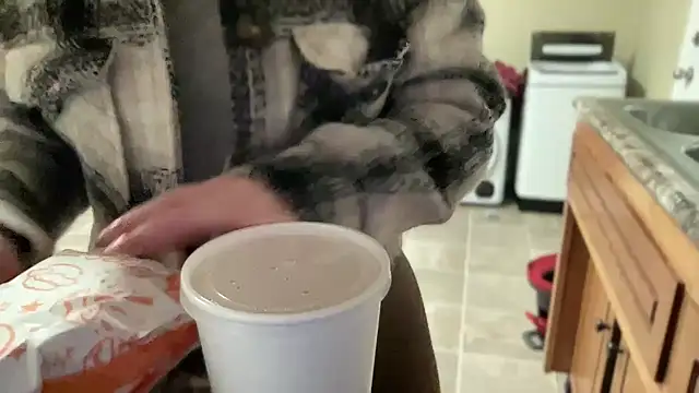 sexylilly69 online show from 03/18/25, 03:42