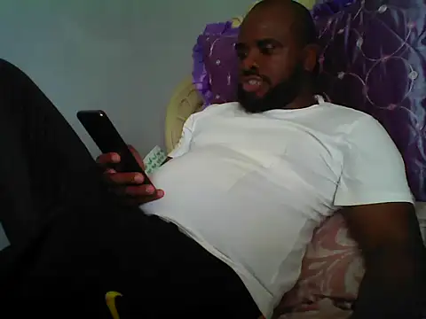 Snapshot of spopo619 chatting on 01/16/26, 01:04 spopo619 online show from 01/16/26, 01:04