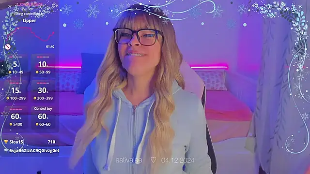 estivalae online show from 12/04/24, 07:23