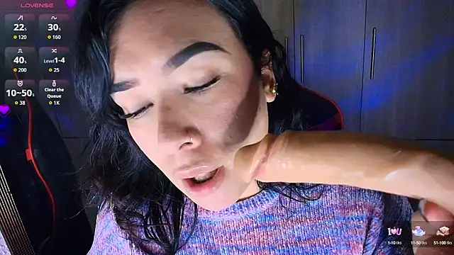 leahtemptation3 online show from 10/02/25, 09:49