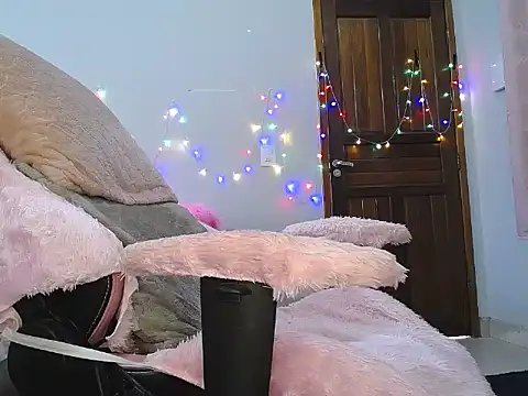 Irresistible24 online show from 03/19/25, 11:50