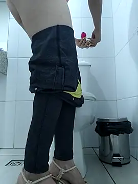 Irresistible24 online show from 11/12/25, 07:24